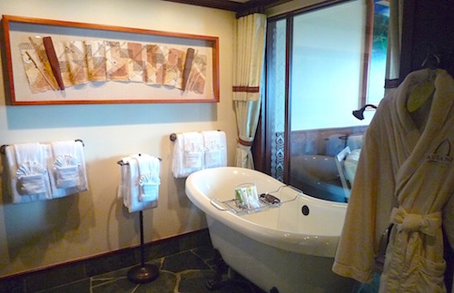 Aulani Presidential Suite bath