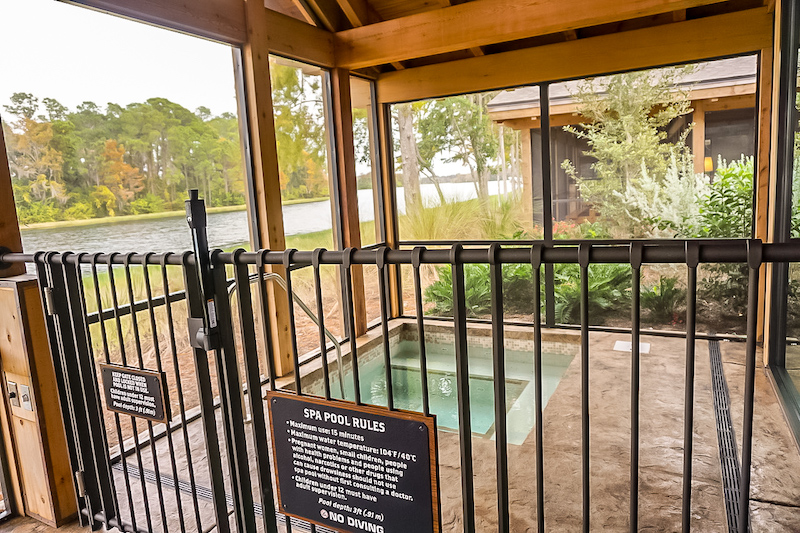 Copper Creek Cabin at Disney's Wilderness Lodge whirlpool image