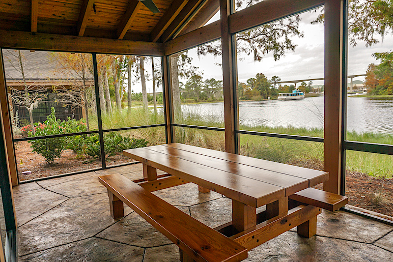 Copper Creek Cabin at Disney's Wilderness Lodge screened porch image