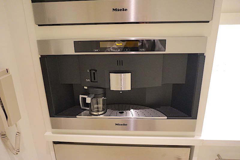 Four Seasons Orlando Grand Suite coffee machine image