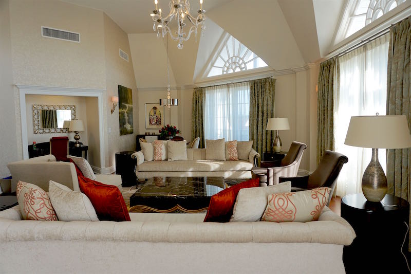 Grand Floridian Resort Grand Suite living room image
