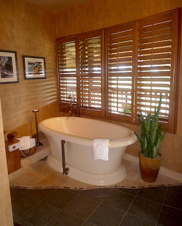 Animal Kingdom Lodge Royal Assante bath image