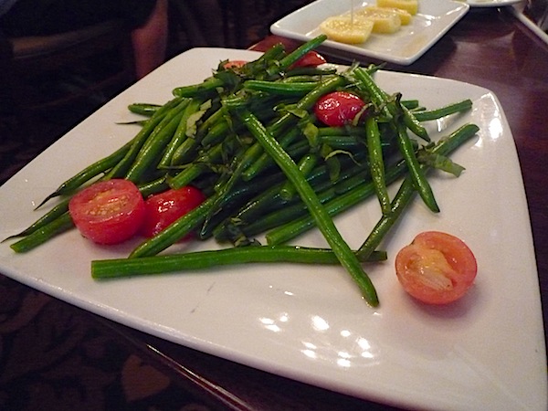 Tutto Italia Epcot green beans image