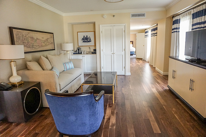 Disney's Yacht Club Turret Two-Bedroom Suite living room imag