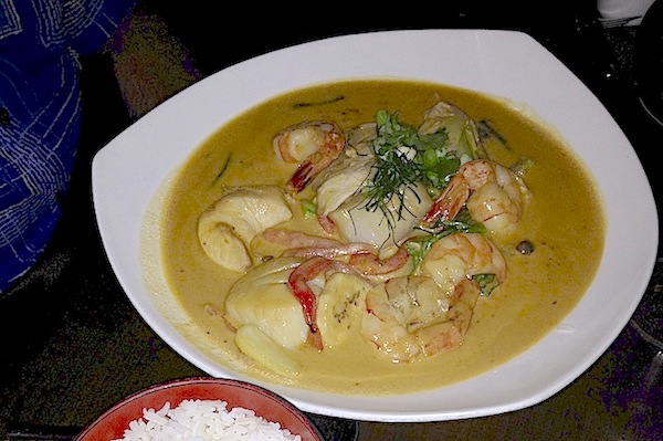 Ama Ama restaurant Disney's Aulani Thai seafood curry image
