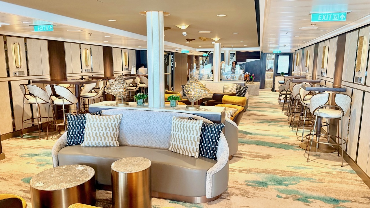 Disney Destiny Concierge Lounge