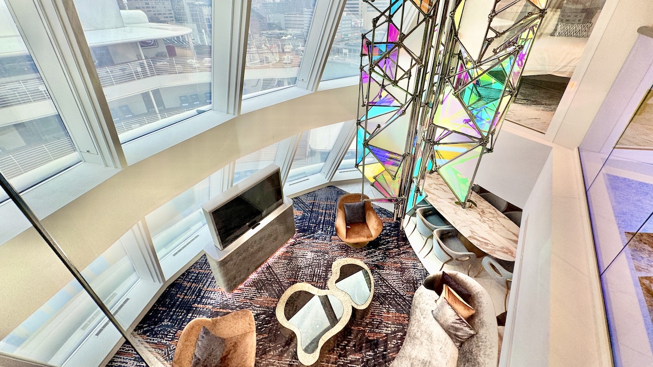 Disney Treasure Tomorrow Tower Suite
